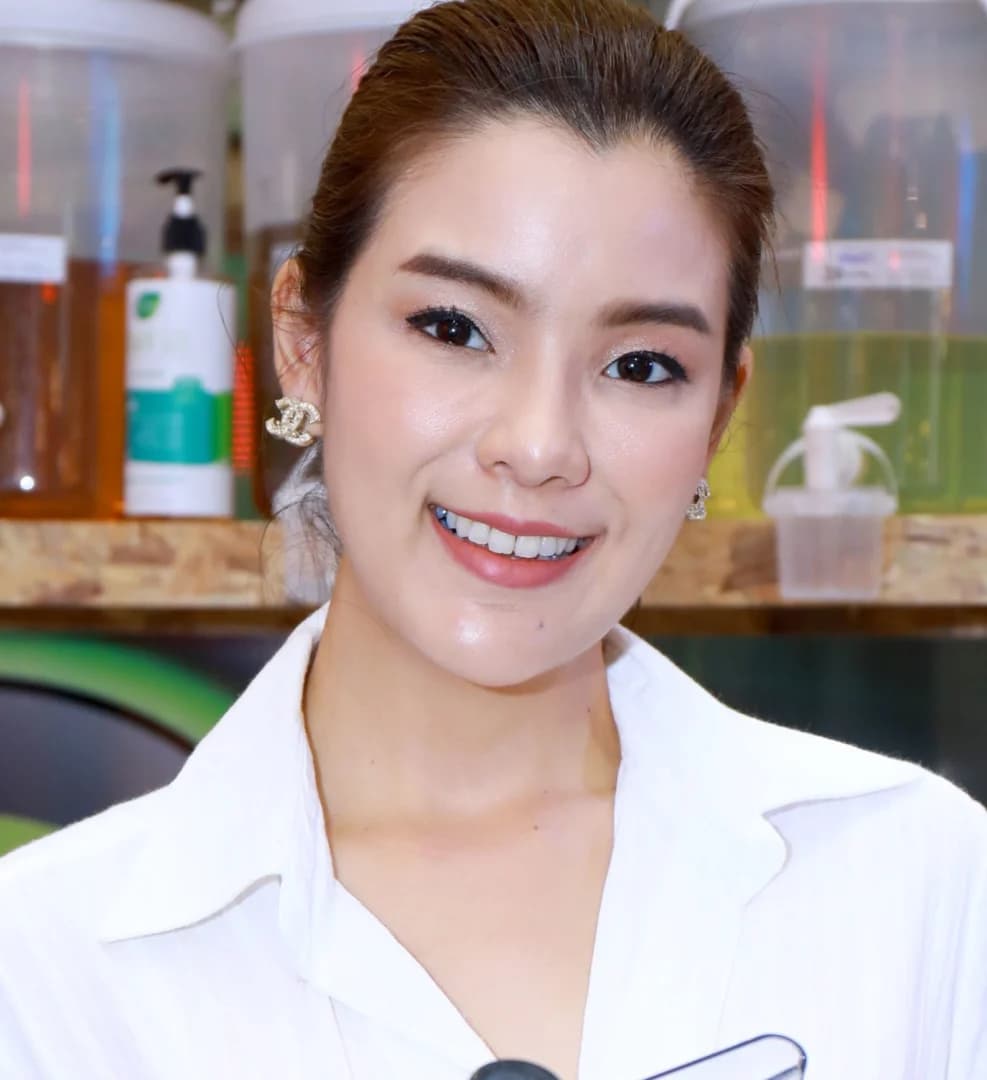 ป้อ ปุญญพัฒน์ ถนอมกุล