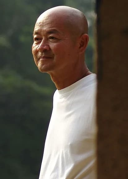 ฟ้า พูลวรลักษณ์