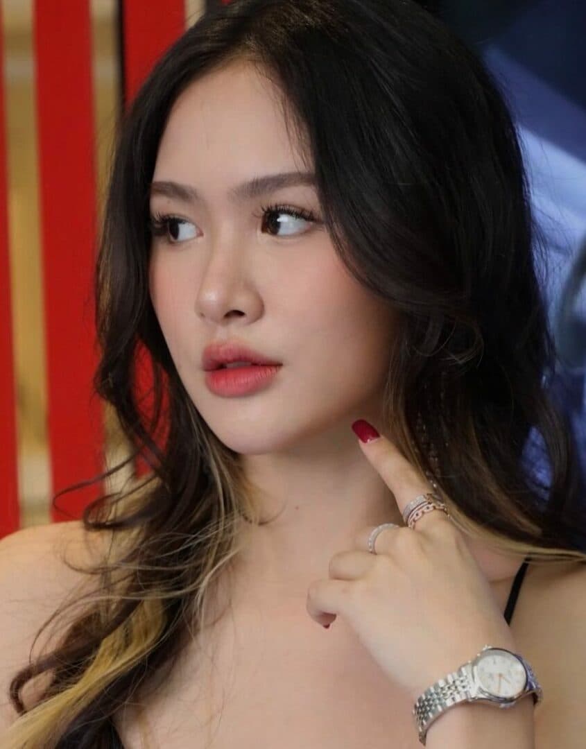 บุ๊ค ณัชชารีย์ กิจวิริยะธนโชติ