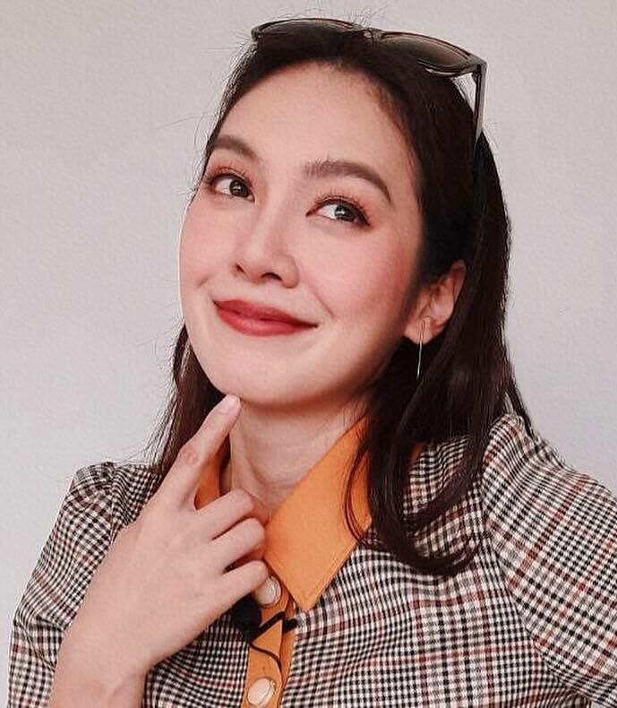 ใยไหม มรกต หทัยวสีวงศ์