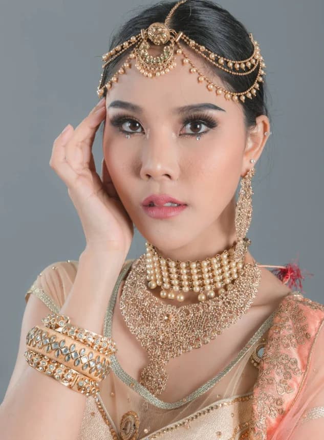 ตุ๊กตา ปุณฐิภาภัคร์ สุวรรณราช