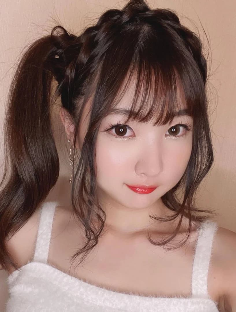 ไข่มุก วรัทยา ดีสมเลิศ