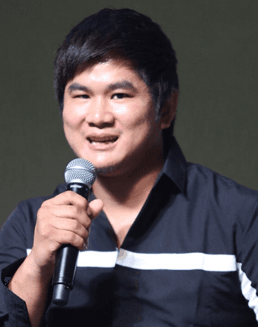 ลี ทองคำ