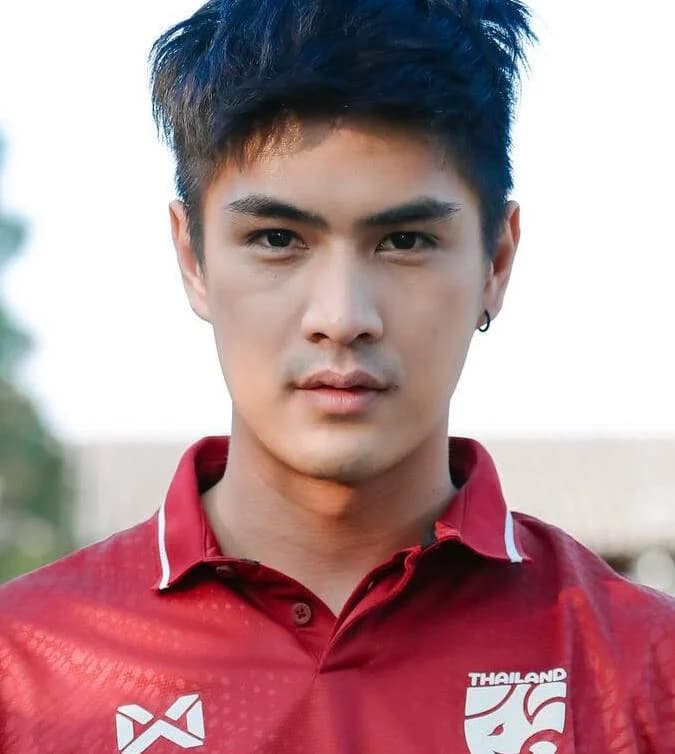 เขต ธาราเขต เพ็ชร์สุกใส