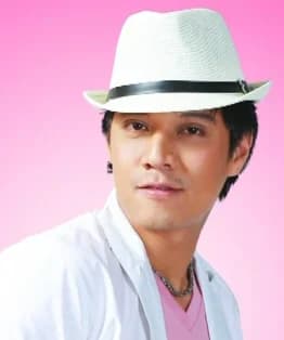 แอม สุธีร์ เสียงหวาน