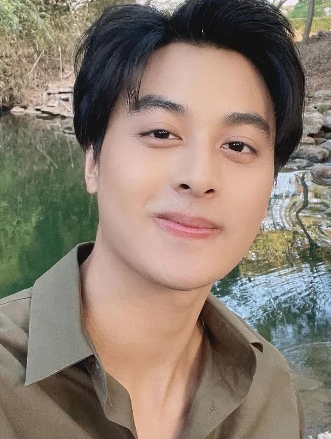 บลิว วรพล จินตโกศล