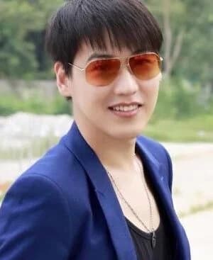 โด่ง ศิระ รัตนโภคาสถิต