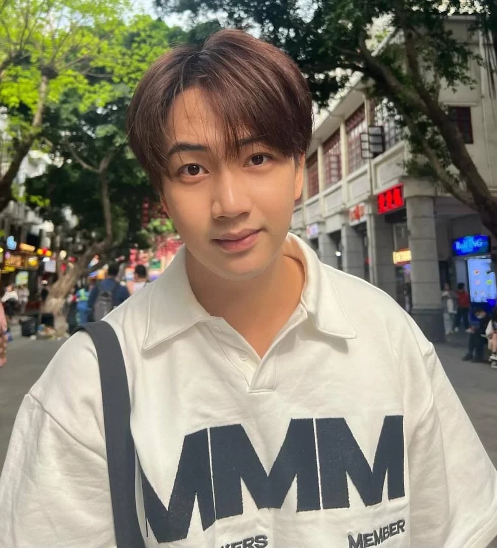 ไบร์ท ณัฐภัทร จิรภาวสุทธิ์