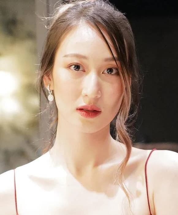 ทับทิม ภรัณยา ลาภอุดมสกุล