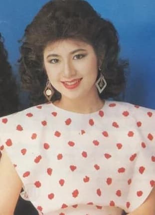 จุ๋ม แสงระวี อัศวรักษ์