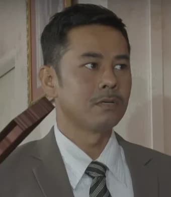 หนุ่ม มาวิน