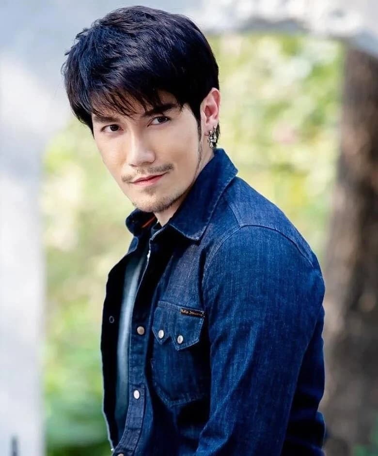 บอส จักริน กฤตย์สิริ