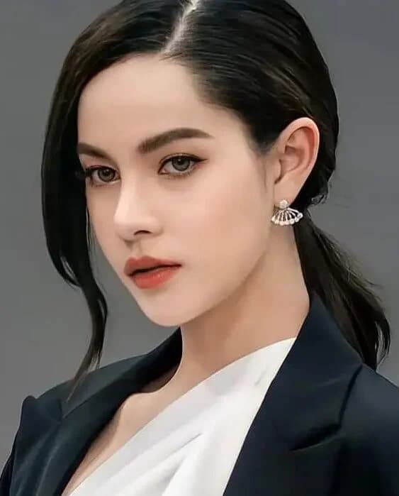 ส้มโอ ชมพูนุท พึ่งผล