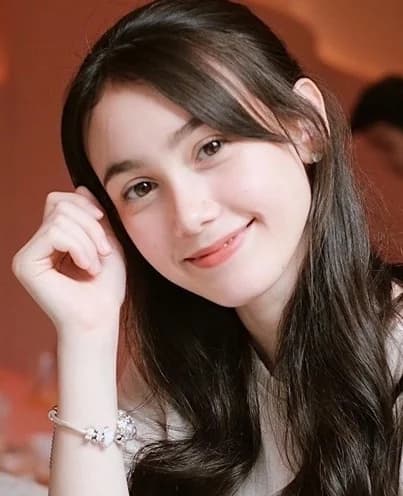 ลิซ่า ชาริสา โอแฮม