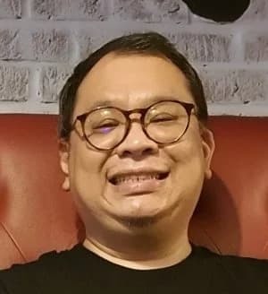 พลพล พงษ์แพทย์