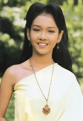 ดวงเดือน กลิ่นหอม