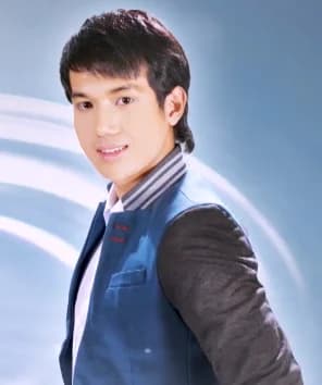 นพรัตน์ ประเสริฐสุข