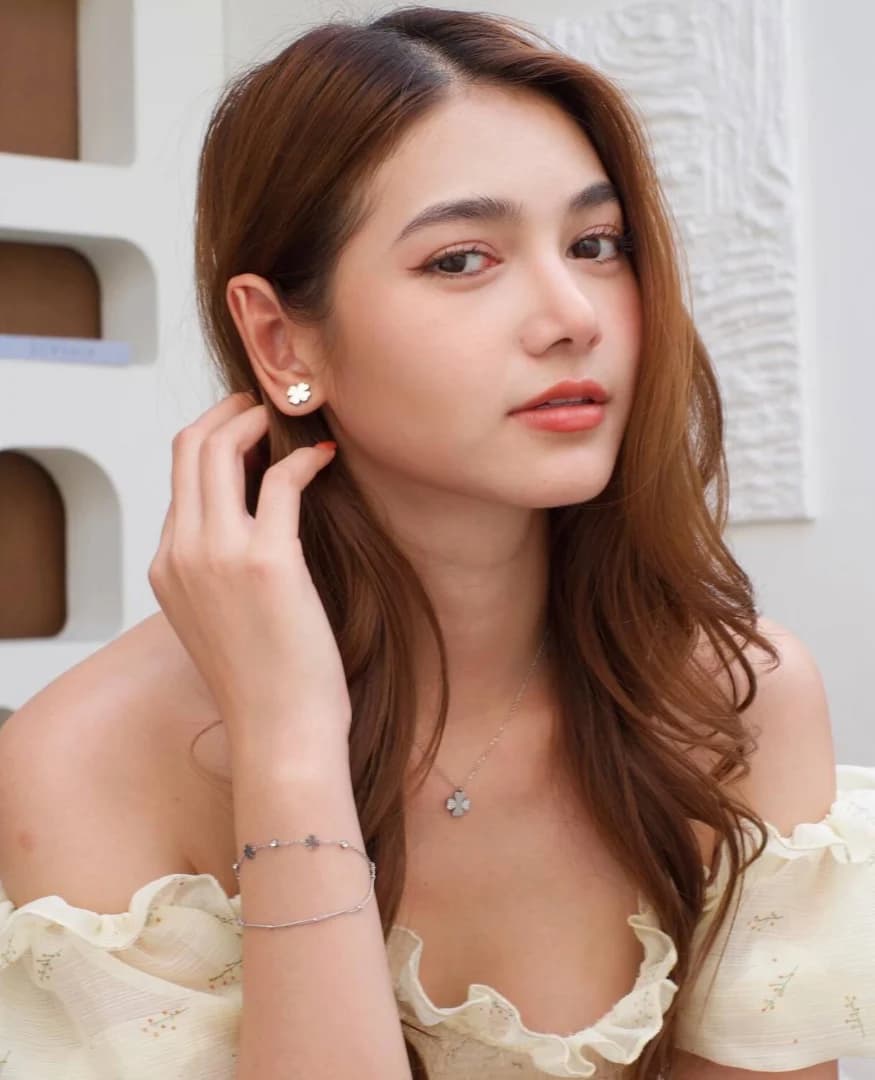 เจ สุชาดา โตงาม