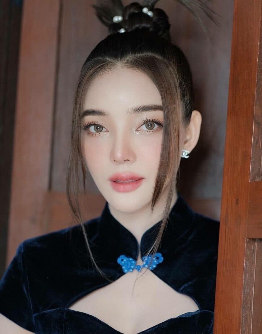 ขวัญ ปิ่นทิพย์ อรชร