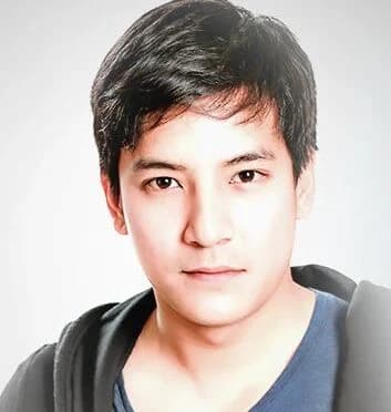 ตั้ม ศรัณย์ แก้วจินดา