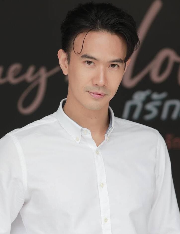 แม็ค ปวิช เวียงนนท์