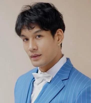 ไผ่ วิศรุต หิรัญบุศย์