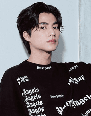 กลัฟ คณาวุฒิ ไตรพิพัฒนพงษ์