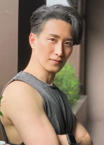 ท๊อป สุทธิรักษ์ ตั้งสุทธิชัย