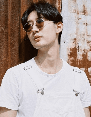 เจมส์ อลิน วี