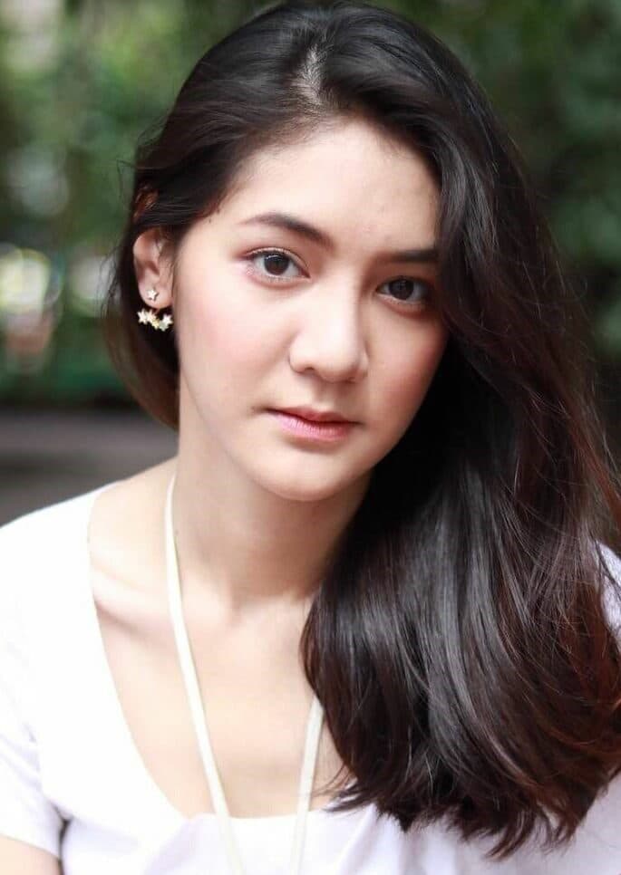 เจน ณฐมณฑ์ งามกนก