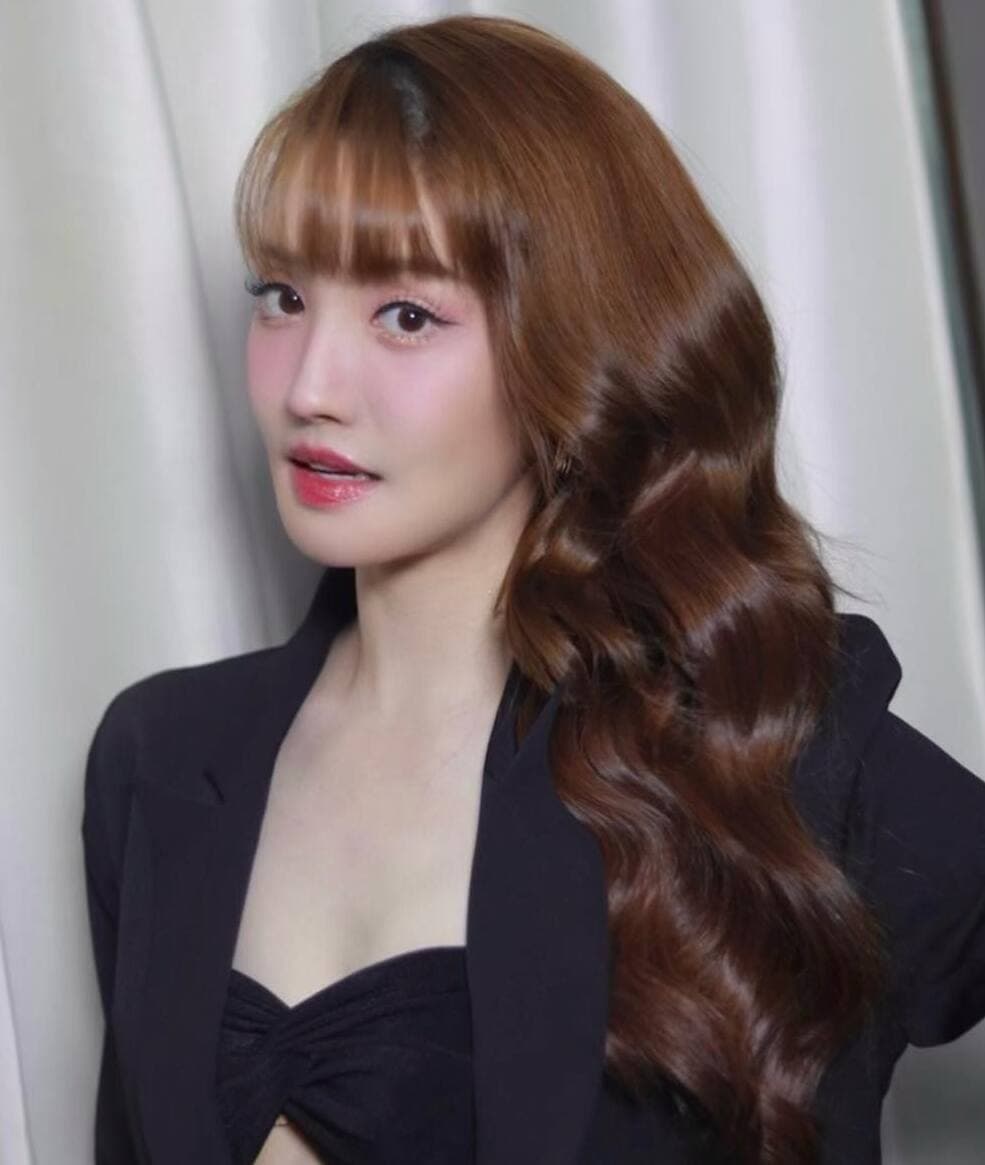 แกรนด์ กรณ์ภัสสร ด้วยเศียรเกล้า