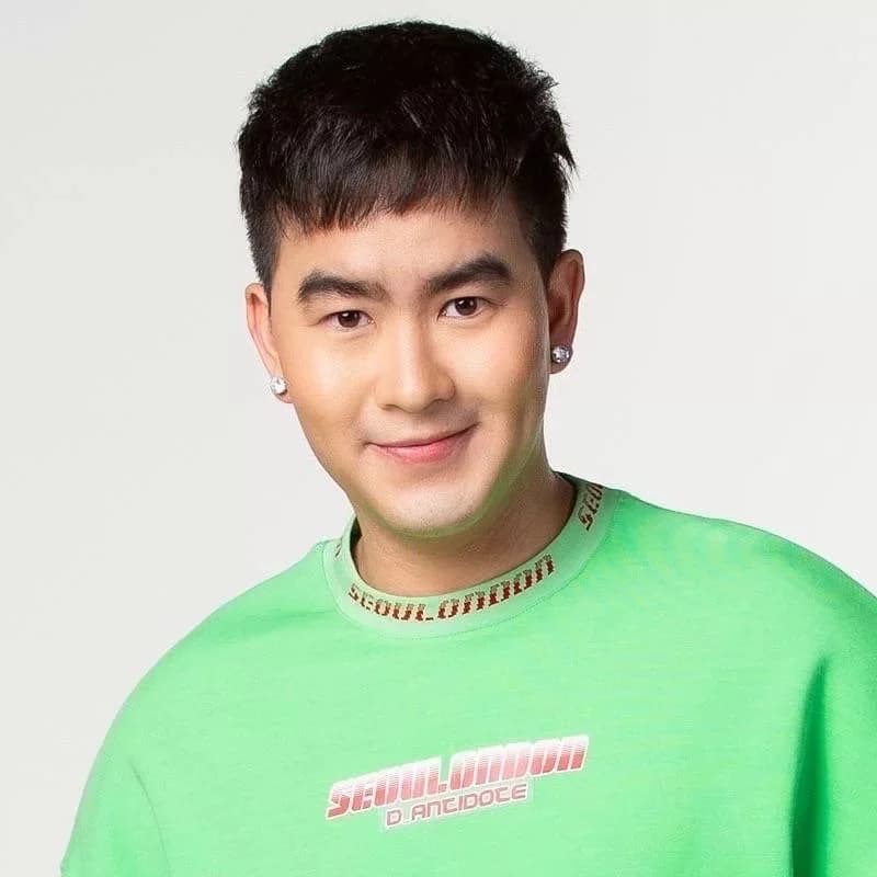 แชมป์ ณัฐรัชต์ ก้อนแก้ว