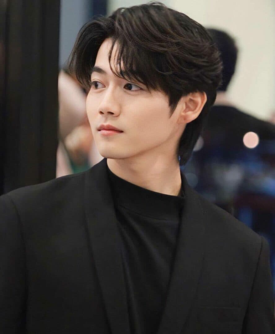 ฟลุ๊ค ภูสิษฐ์ ดิษฐพิสิษฐ์