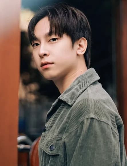 บอส ธปณัฐ อธิคมโภคิน