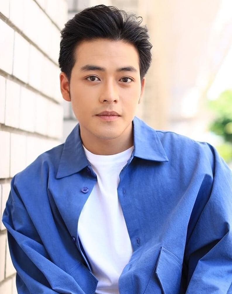 ริส วิชญพงศ์ เอี่ยมสะอาด