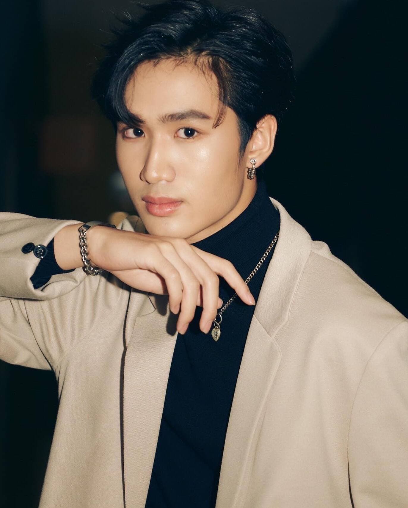 บาร์เบล จิรกิตติ์ กาญจนวราภรณ์