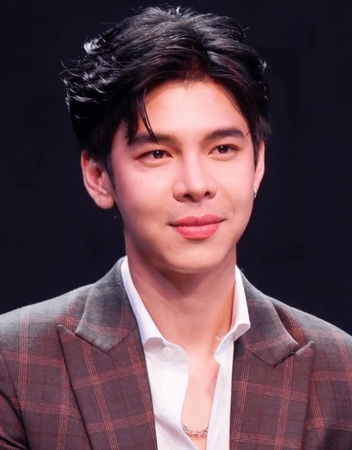 จ๊อบ ยศธร คงลิขิต