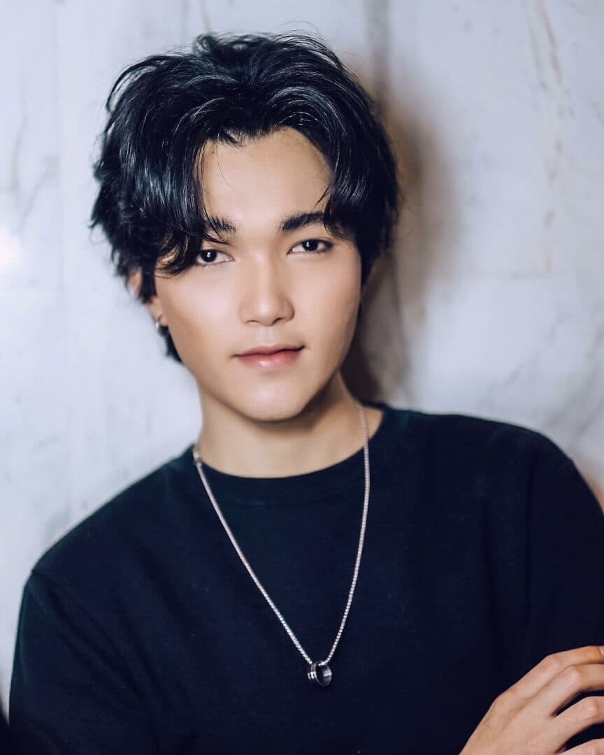 ฟลุค ชินธัณย์ โรจน์รวีธนากุล