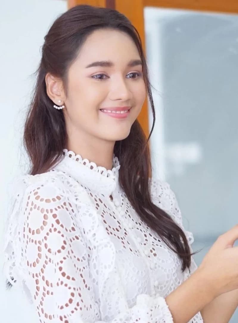 โดนัท ปิ่นปินัทธ์ นิธิศกุลไพศาล