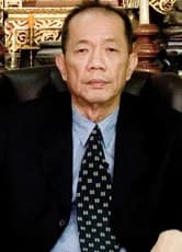 เจริญ เอี่ยมพึ่งพร