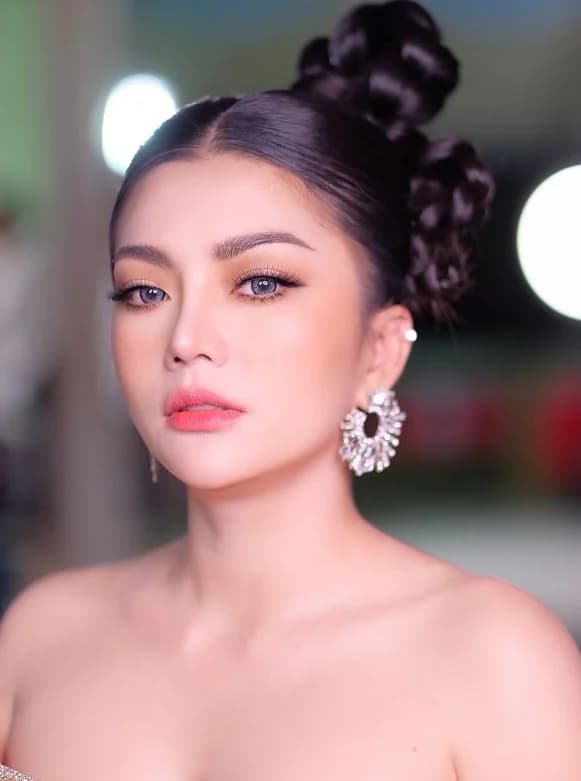 ดอกเหมย เพ็ญนภา สมสุข (ดอกเหมย หมอลำซิ่ง)