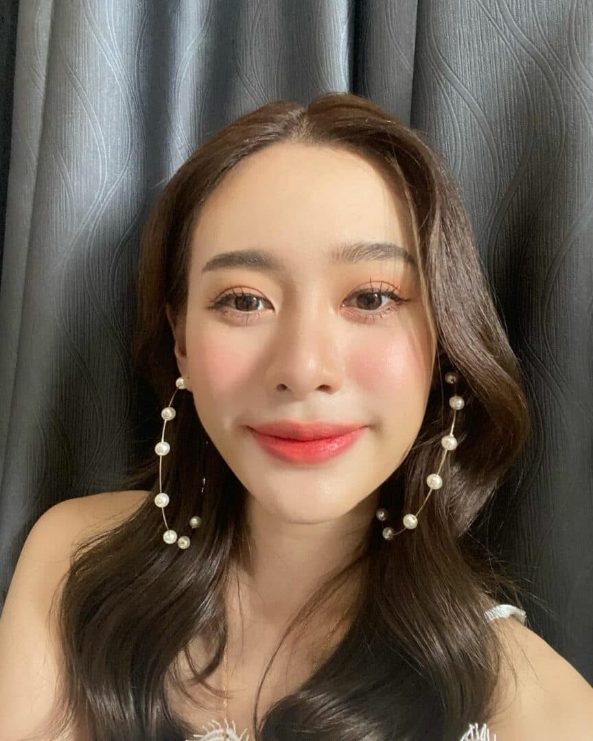 แอมมี่ นัทธมน ปิ่นทอง