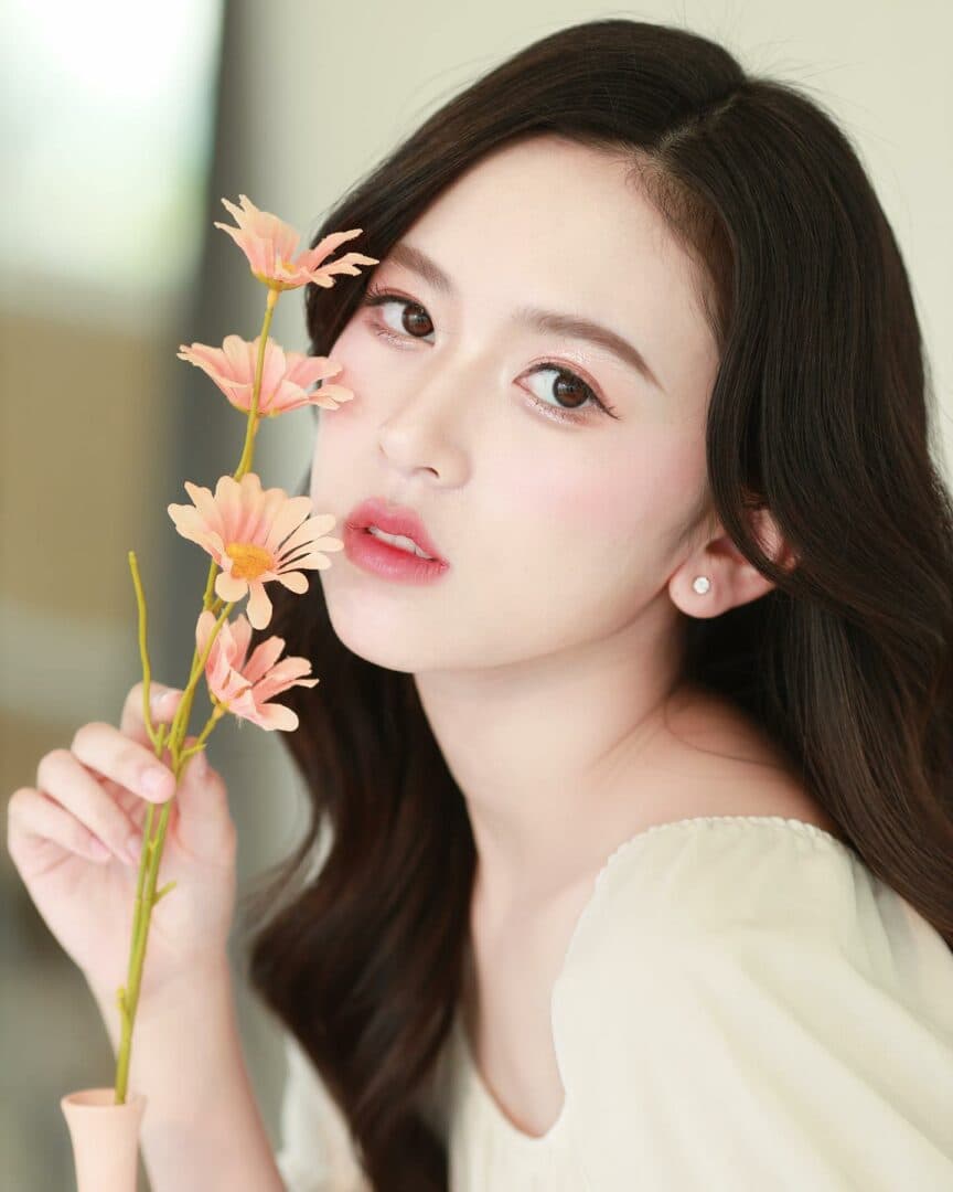 ท้องฟ้า อลิชา ศรีประทักษ์