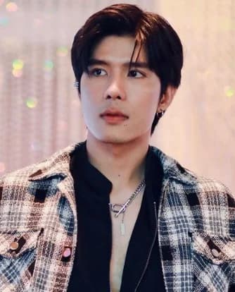 ตัส ทศวรรษ สิงอุปโป