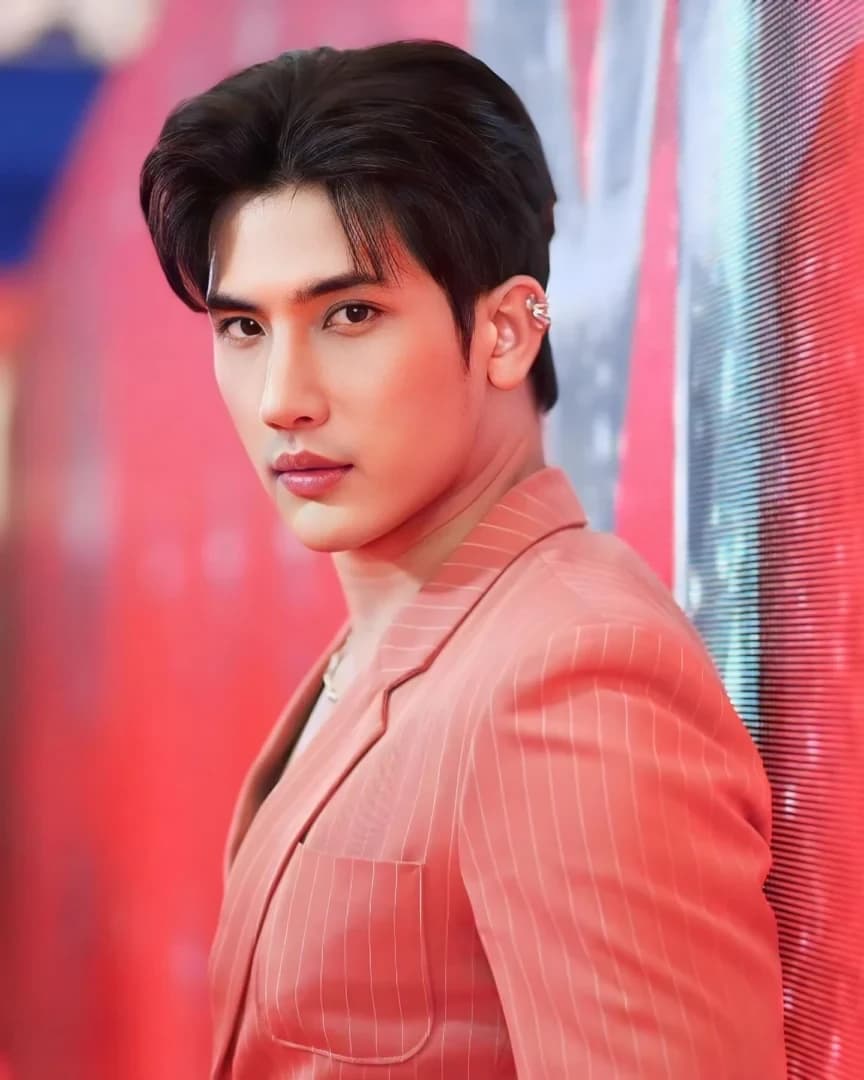 บาส การัณย์ ทองพรรณ