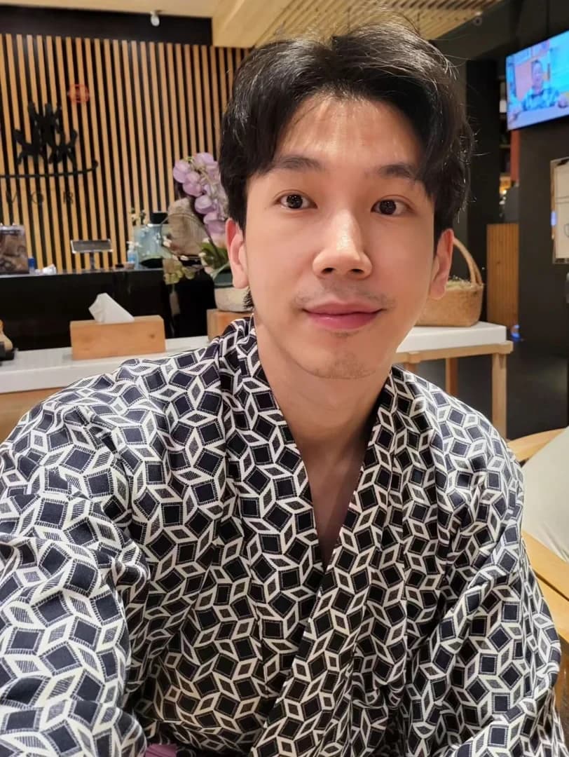 จ๊อบ กฤษ อหันทริก