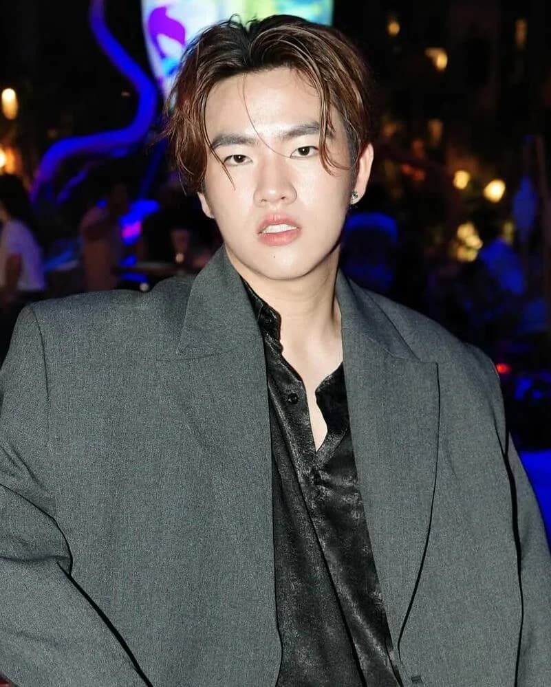 แบงค์ ปิยวัฒน์ ปิยวัชรวิจิตร